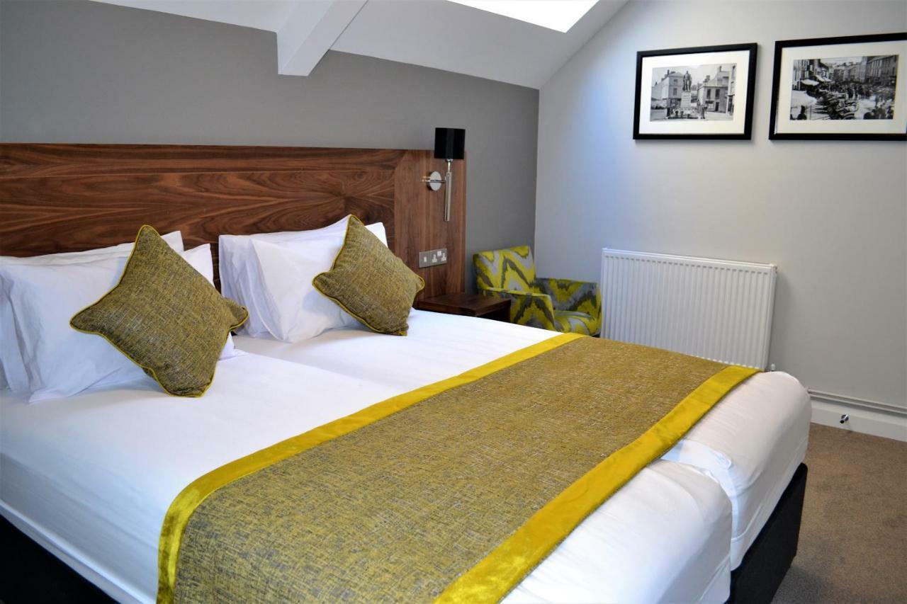 New Park Hotel Carmarthen Kültér fotó
