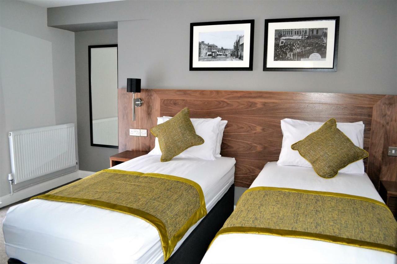 New Park Hotel Carmarthen Kültér fotó